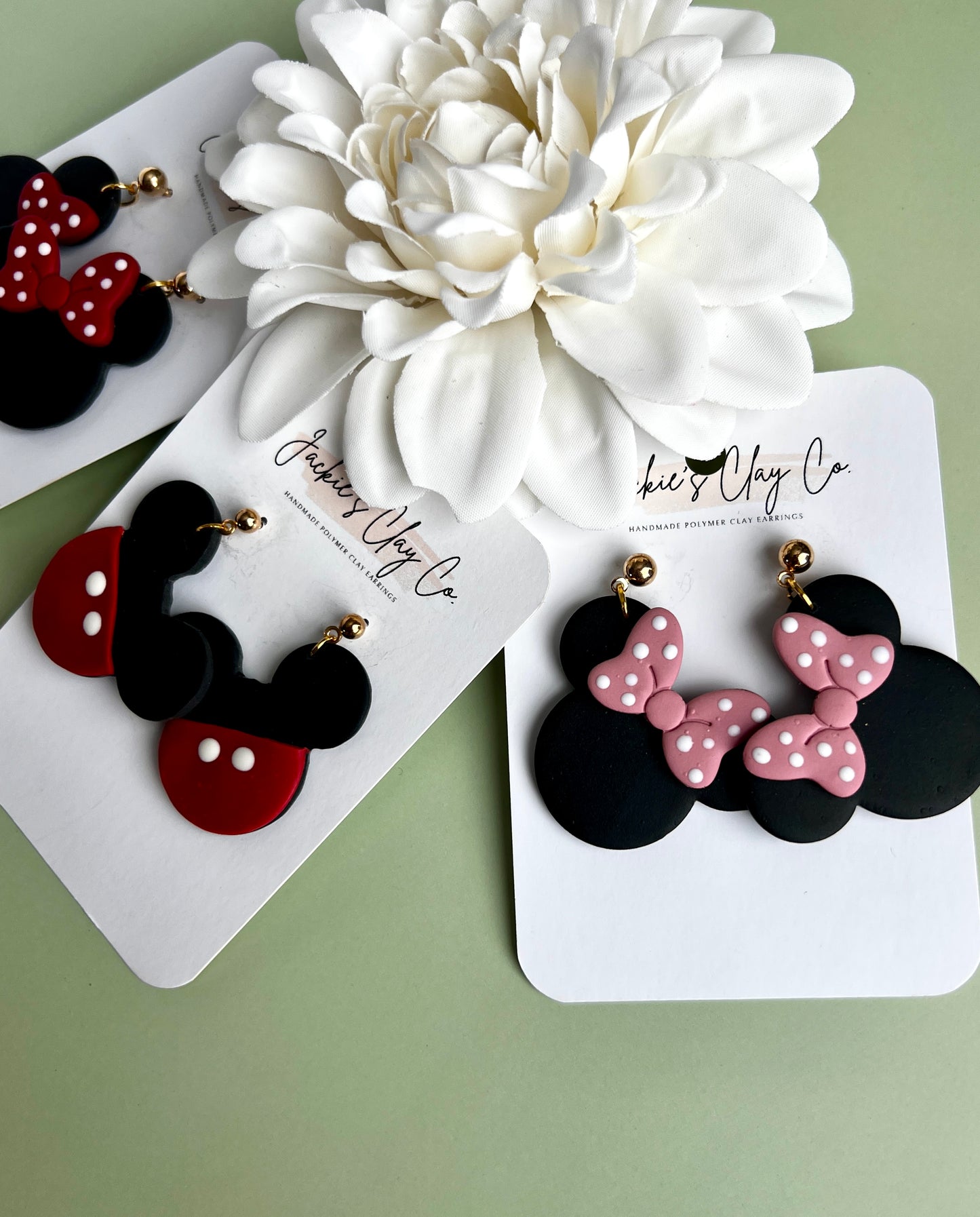 Mouse dangles