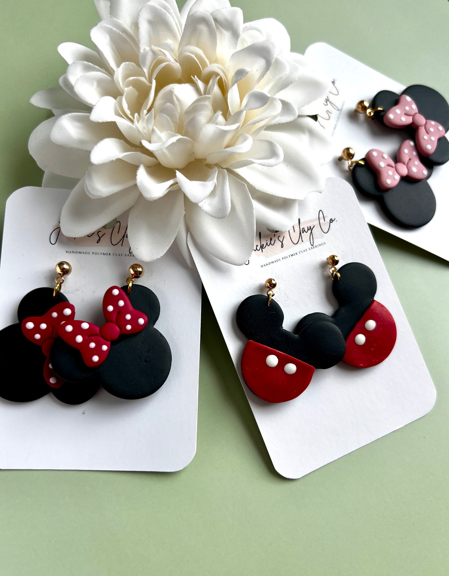Mouse dangles