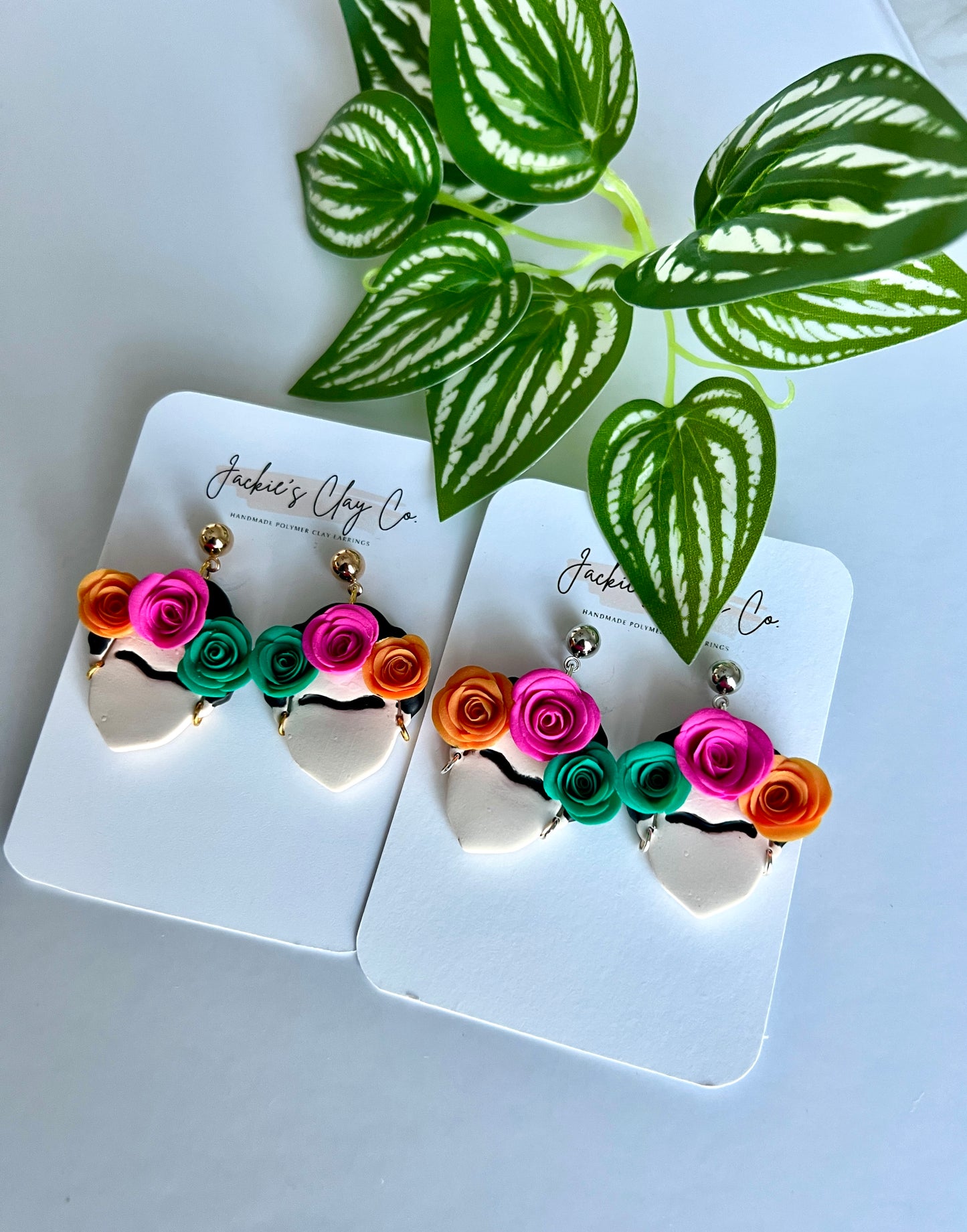 Frida Dangles